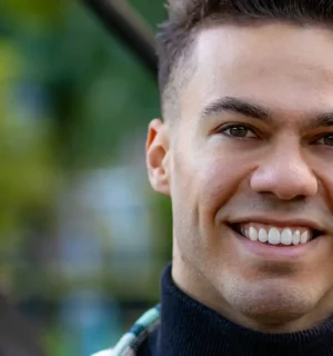 headshot-ilyas-great-smile