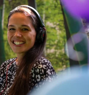 portrait-sheryl-music-fills-the-air